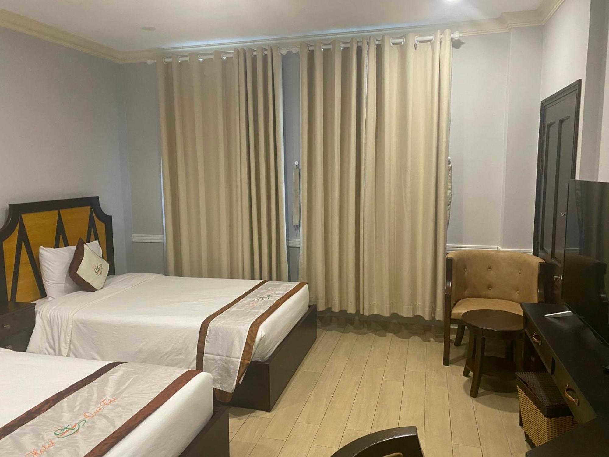 Que Toi Hotel Soc Trang Eksteriør billede