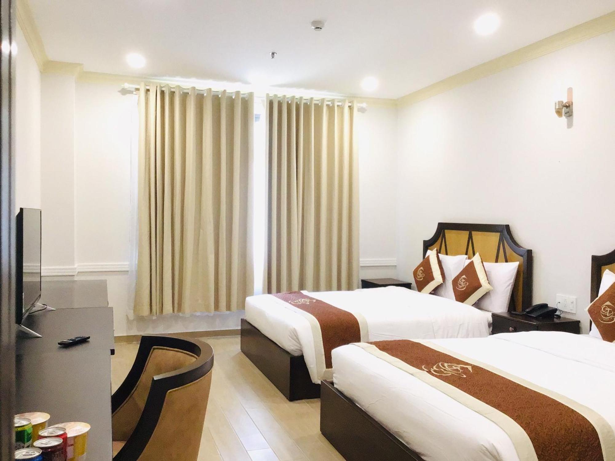 Que Toi Hotel Soc Trang Eksteriør billede